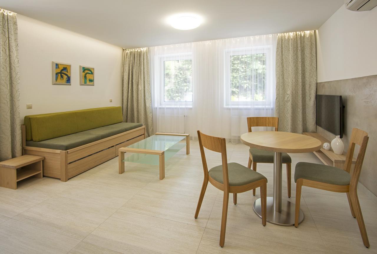 Hotel A Restaurace U Stavare Vsetín 외부 사진