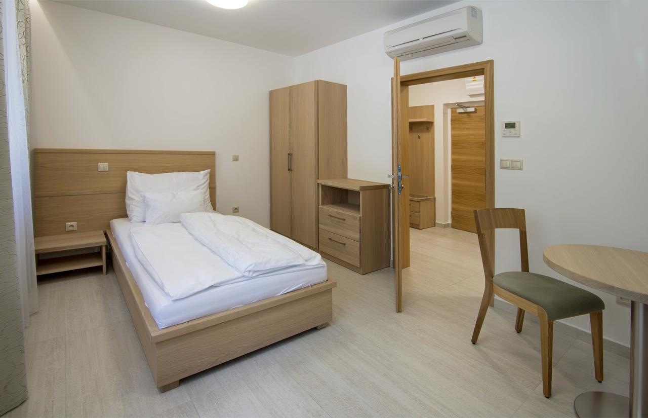 Hotel A Restaurace U Stavare Vsetín 외부 사진
